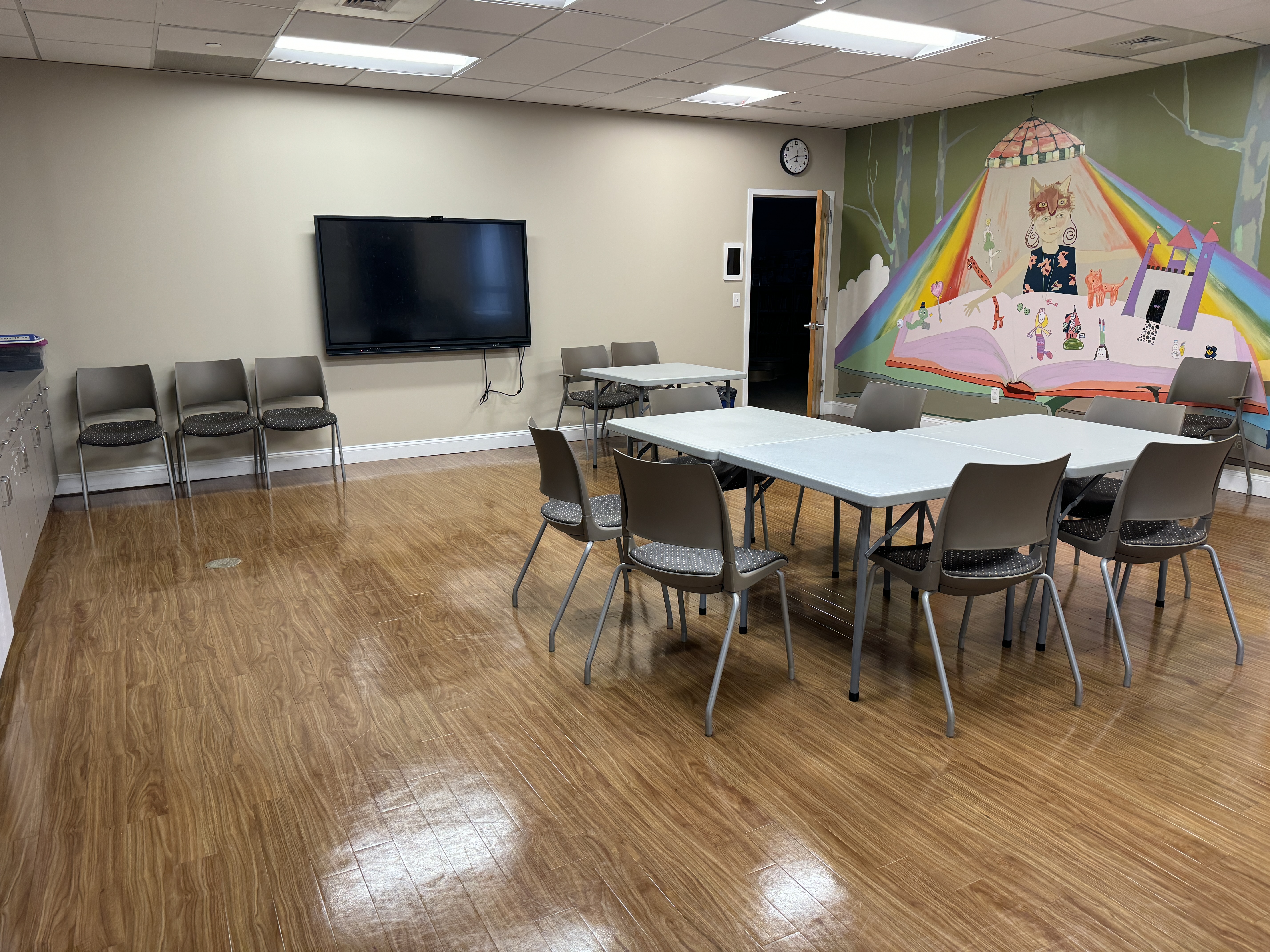 room with wall mural